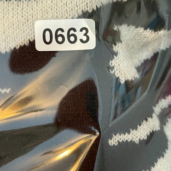 H&M Cropped Sweater Womens XS Arty Black Zebra Knit Flare Sleeves Y2K Mallcore - Picture 7 of 7